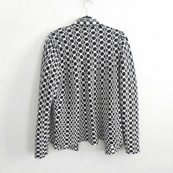 Chico's Size 1 US Med Black White Circle Geo Print Open Front Cardigan Sweater - Picture 3 of 8